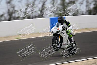 media/Apr-18-2025-TrackDaz (Fri) [[45f5874c44]]/A Group/Session 3 (Turn 6 - Outside)/